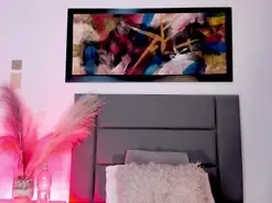 Amateur Live Sex Cam of MaddyLove