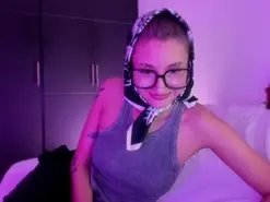 Amateur Sex Cam of ailis9o