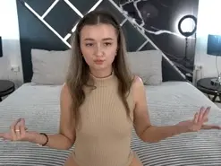 Amateur Sex Chat of CyrenaLuxe