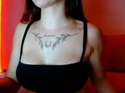 Amateur Live Sex Cam of CHLOEEXOTIC