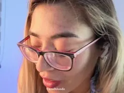 Amateur Free Live Porn of carol_blonde