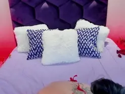 Amateur Nude Webcam of KatrinaEvans