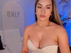 Amateur Nude Webcam of BiancaPierce
