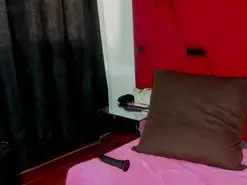 Amateur Free Porn Cam of MiaDivineHYH