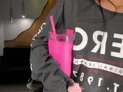 Amateur Live Sex Cam of HaileyRoss1