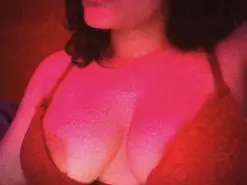 Amateur Live Sex of Lynisly