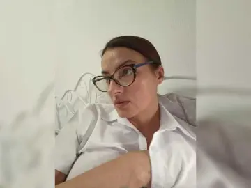 Bongacams Watch Live Sex Cams of xtamarax