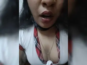 Bongacams Nude Webcam of Bbydoll