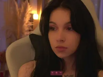 Bongacams Nude Webcam of DrammaQueennnn