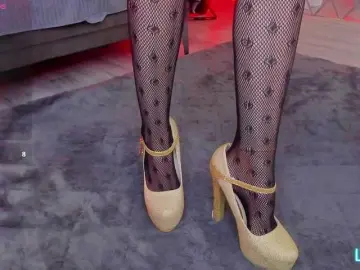 Bongacams Best live sex cam show of aliciahazel