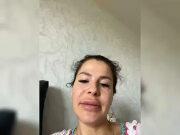 Bongacams Free Live Porn of Lovelygirls1
