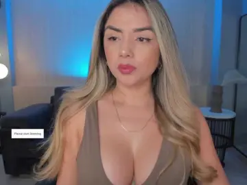 Bongacams Watch Live Sex Cams of ChloePreston