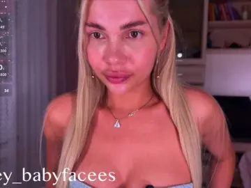 Bongacams Live Porn of AlexaRayS