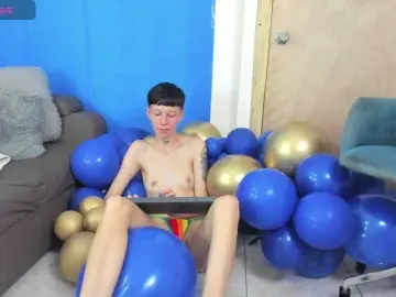 Bongacams Sex Cam of LiamBrown09