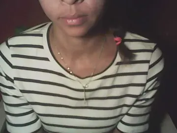 Bongacams Watch Live Sex Cams of krisnah3
