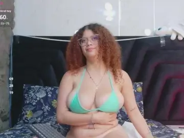 Bongacams Best live sex cam show of HoneyHips