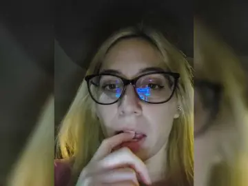 Bongacams Free Live Porn of LittleSammy