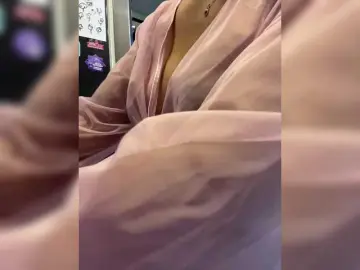 Bongacams Adult Webcam of EmilyLeah