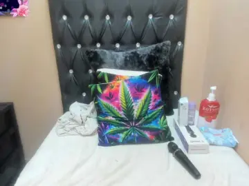 Bongacams Live Sex Cam of Toxicfantasy4u