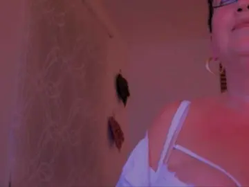 Bongacams Watch Live Sex Cams of Connyat99