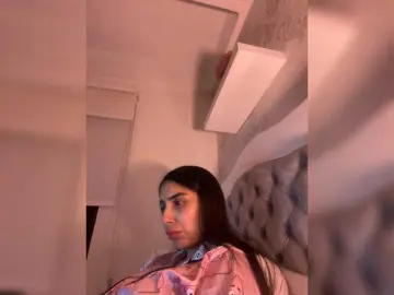 Bongacams Live Sex Cam of SallyeLeins