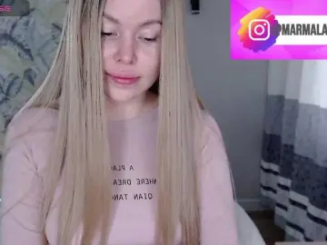 Bongacams Private Sex Chat of Foxymoxy19
