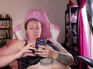 Bongacams Sex Chat of NylonQueen