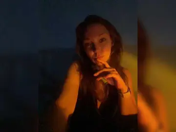 Bongacams Sex Chat of Alisasqrl