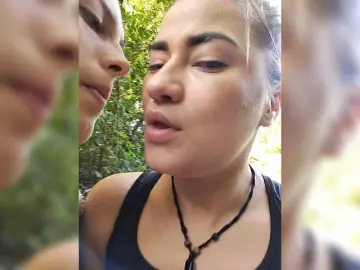 Bongacams Free Live Porn of 2Laski2