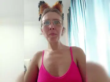 Bongacams Free Porn Cam of -queen-margo-