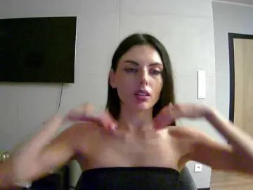 Bongacams Watch Live Sex Cams of Addisonadore