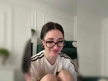 Bongacams Free Live Porn of Chiaralovee