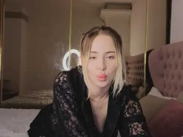 Bongacams Adult Webcams of Bella-crazyy