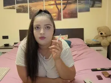 Bongacams Live Sex Cam of adellineee