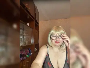 Bongacams Watch Live Sex Cams of SVETIKBOMBOCHKA