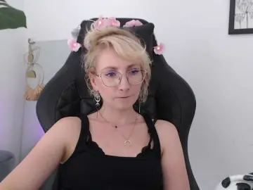 Bongacams Watch Live Sex Cams of CinderellaMoon