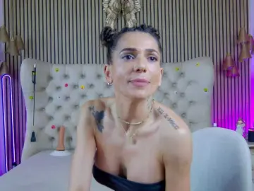 Bongacams Free Porn Cam of TastyShow