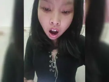 Bongacams Nude Webcam of Selinababy99