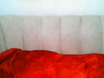 Bongacams Free Porn Cam of CurvyR