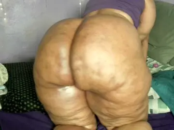 Bongacams Sex Cam of Big-Ass-Wilma
