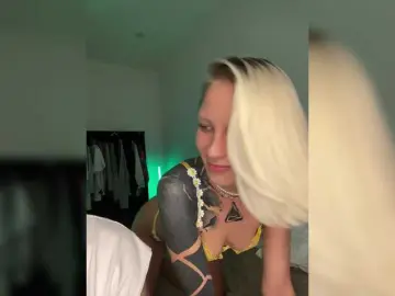 Bongacams Best live sex cam show of Original666