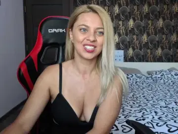 Bongacams Private Sex Chat of CarlaStaceeFun