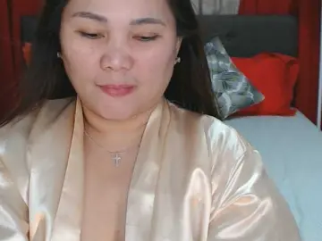 Bongacams Live Sex Cam of AsianHotMama143