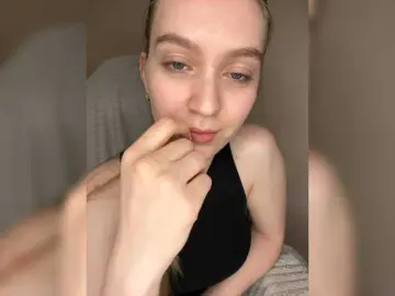 Bongacams Free Porn Cam of CyrilaPuff