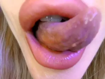Bongacams Free Porn Cam of Politexxx