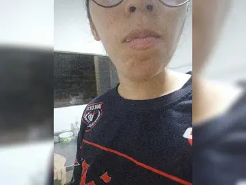 Bongacams Best live sex cam show of skinny333