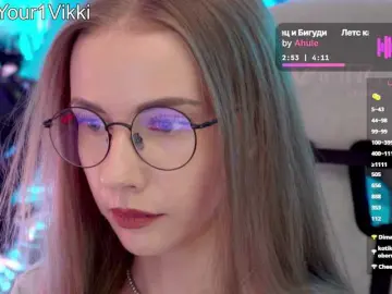 Bongacams Live Sex Cam of -VikkiL0vesCheese-