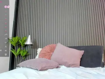 Bongacams Live Sex Cam of lizzarobert