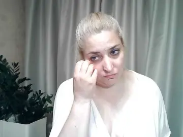 Bongacams Sex Cam of KickaIricka