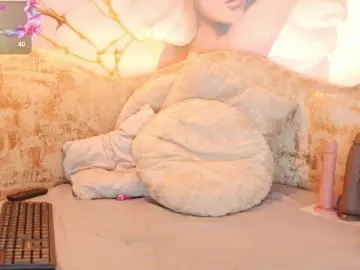 Bongacams Best live sex cam show of nylaroyale